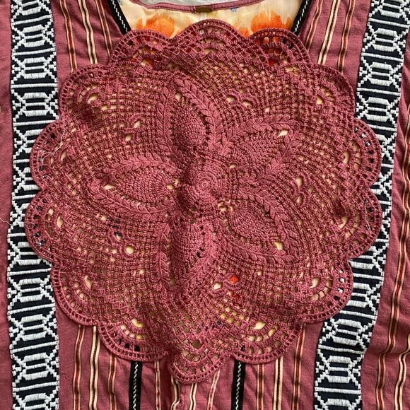 Free People Embroidered Pullover Poncho Top Boho Crochet Front Tied Sides Medium - Picture 3 of 9